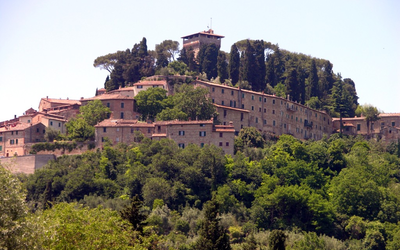 Le village de Cetona