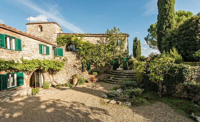 Camporempoli, extérieur