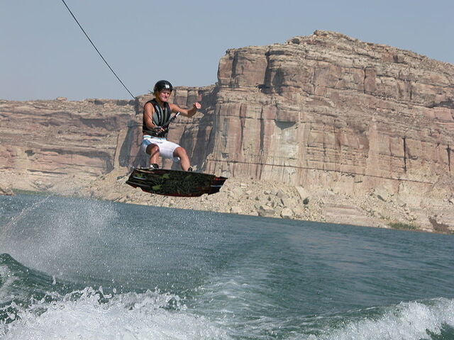 Découvrez le plaisir du wakeboard!