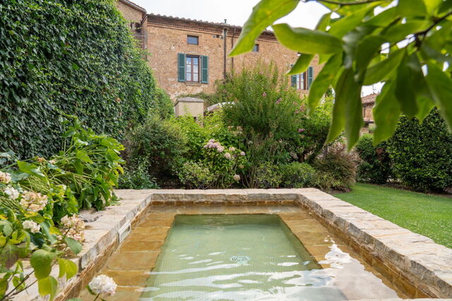 maison de ville avec jardin et piscine