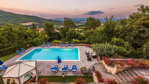 Palazzo Rosadi, piscine et vue