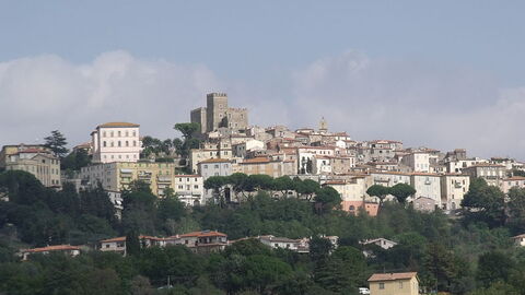Vue sur la ville de Manciano