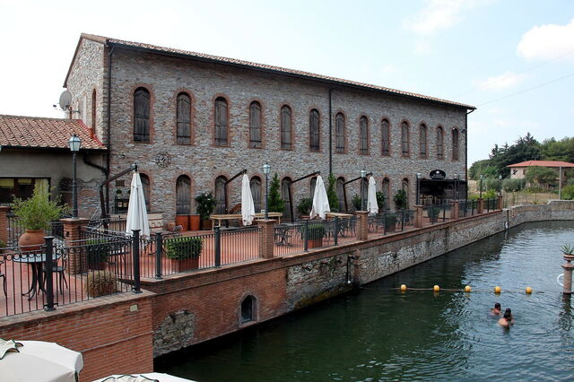 Profiter de la piscine à Venturina Terme