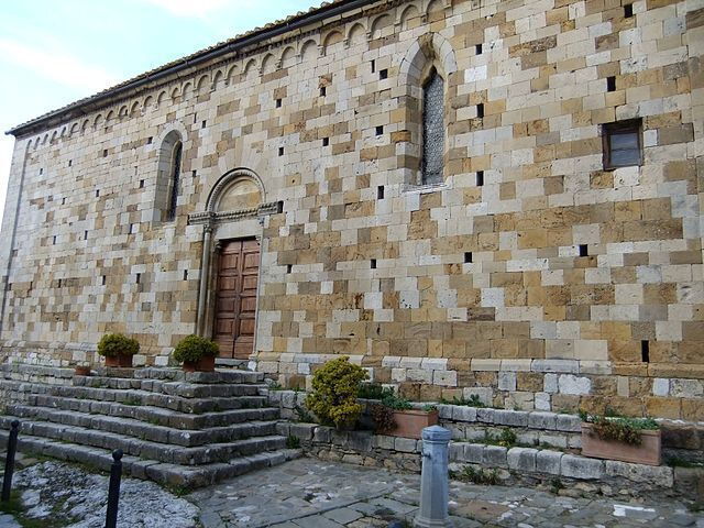 Église de San Leonardo, Montefollonico