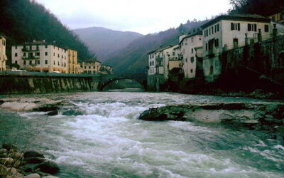 Rivière Serchio, Bagni di Lucca