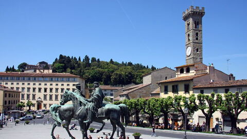 La place principale de Fiesole