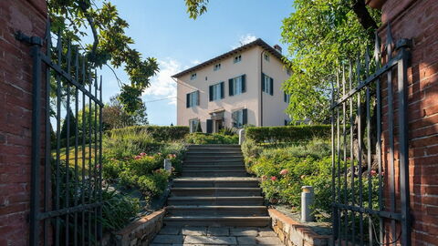 Villa Moriano, extérieur