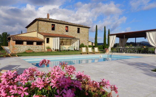 Villa Felciai, extérieur