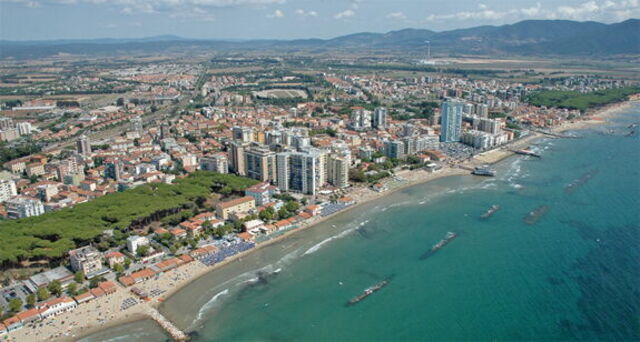 Vue sur Follonica dans la région de la Maremme