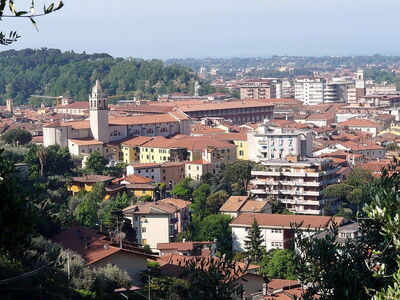 Vue de la ville de Massa
