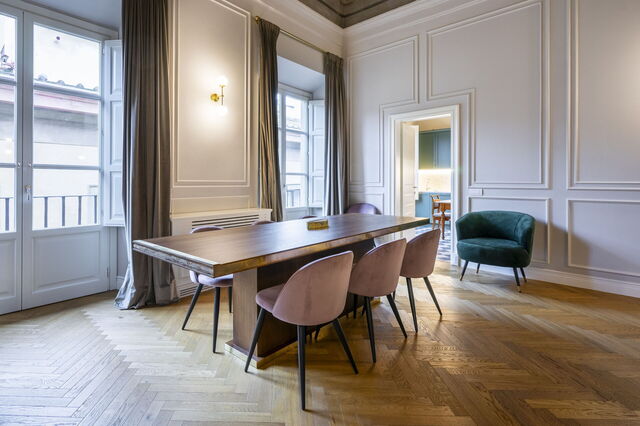 Penthouse Albizi, salle à manger
