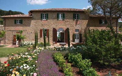 La façade du Domaine de Bramasole