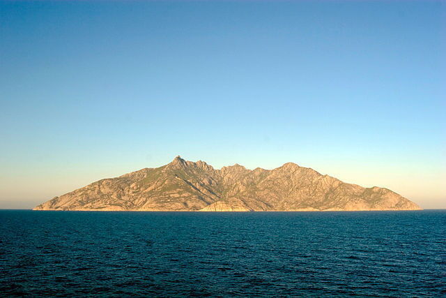 Vue de l'île de Montecristo