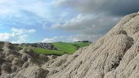 La terre grise de Crete Senesi