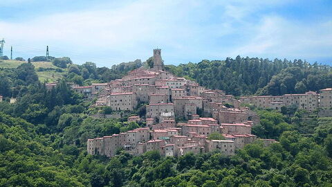 Le superbe Castelnuovo à Val Di Cecina