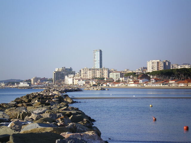 follonica