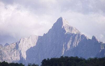 Vue spectaculaire des Alpes Apuane
