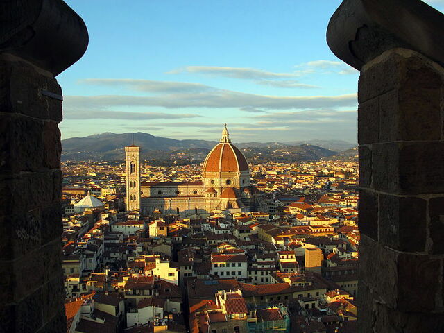 Torre D'Arnolfo, Vue
