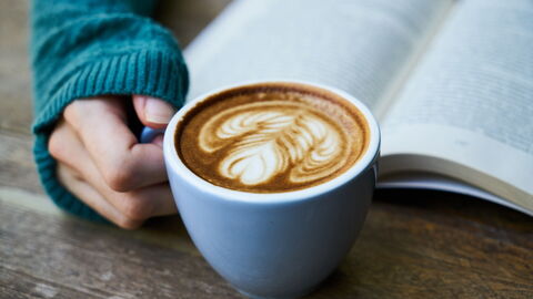café