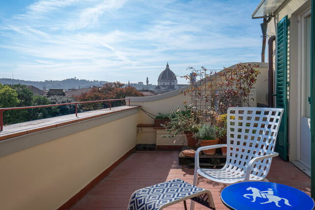 Villa Spotlight : Appartement Orto Botanico avec terrasse et vue sur le dôme, salon