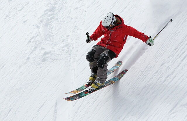 Un skieur