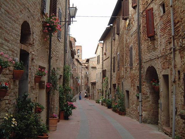 Rue Quaint,Casole d'Elsa