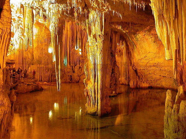 Exemple de Cave éclairée