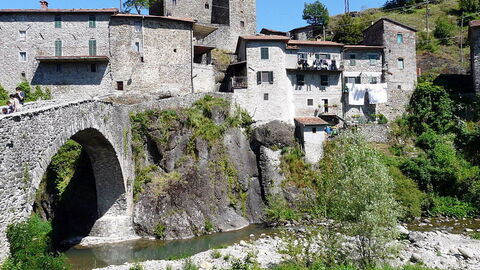 Le pont de Piazza al Serchio
