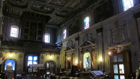 Intérieur de l'église Santa Maria