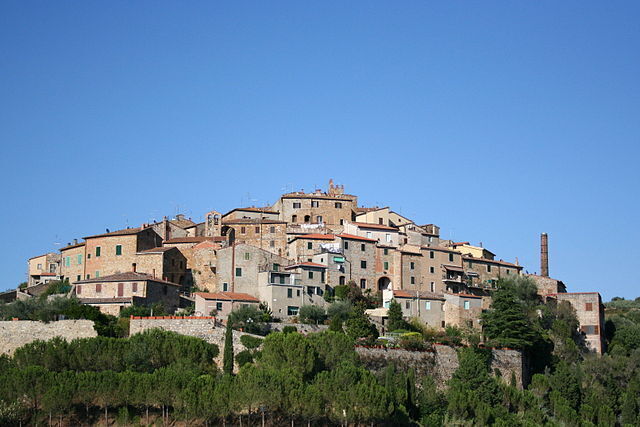 Vue de la ville de Petroio