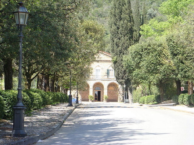 Entrée du spa dans la Grotte Giusti