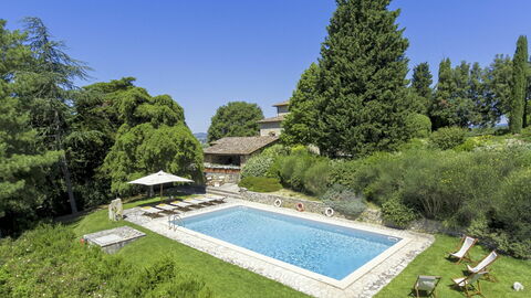 Espace piscine et villa, Villa Agresto