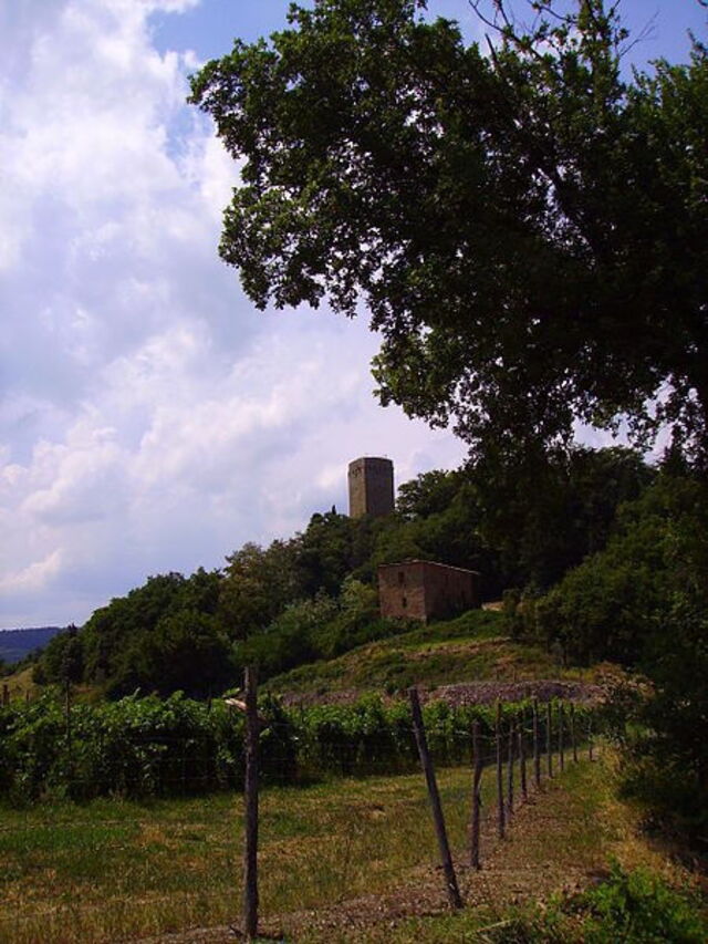 La tour du château de Galatrona