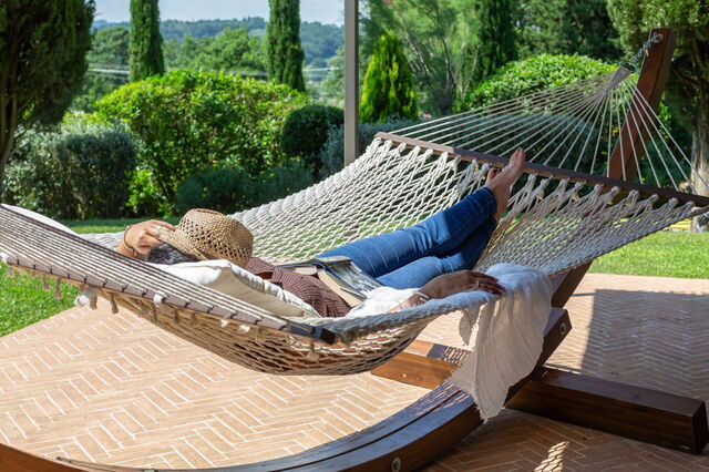 Détente dans le jardin de Podere i Poggi