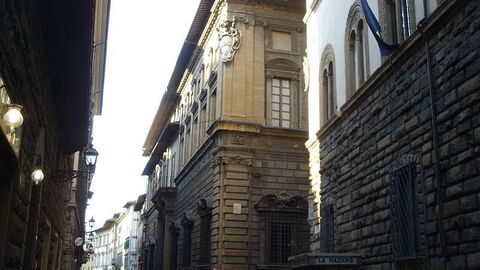 La via del Proconsolo à Florence
