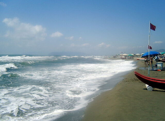 Vue sur la côte à Forte Dei Marmi