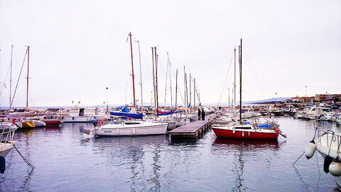 port à côté de San Vincenzo