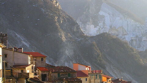Vue sur le bourg de Colonnata