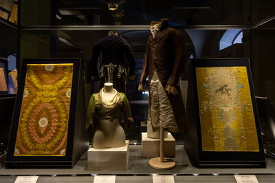 Exposition au Museo del Tessuto