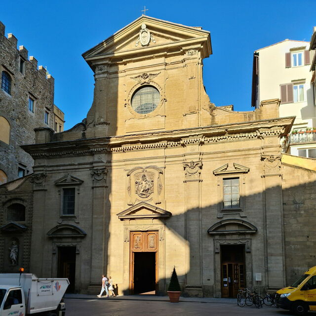 Santa Trinita, extérieur