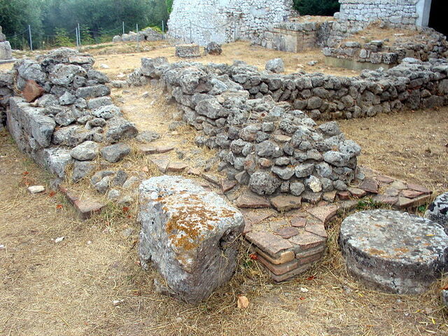 Les vestiges de la basilique de Costa