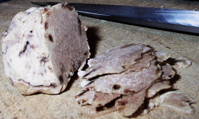 La truffe blanche en tranche