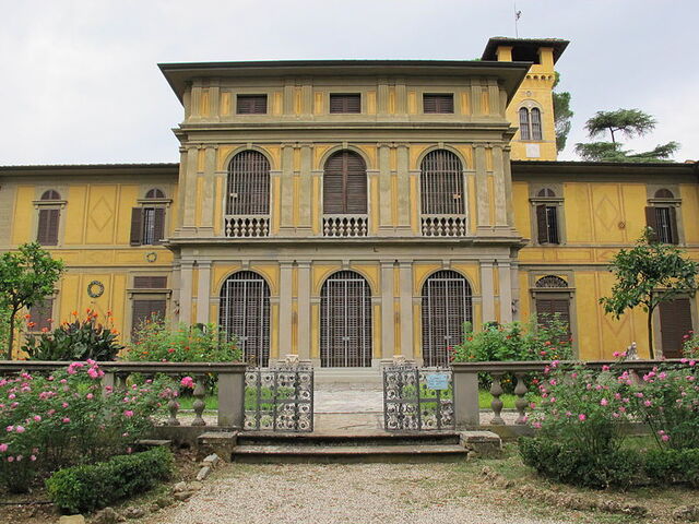 Musée Stibbert, la façade