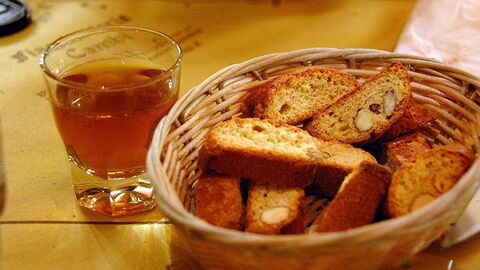 Vin Santo et Bsicotti en dessert
