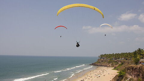Parapente sur la côte