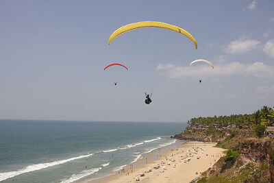Parapente sur la côte