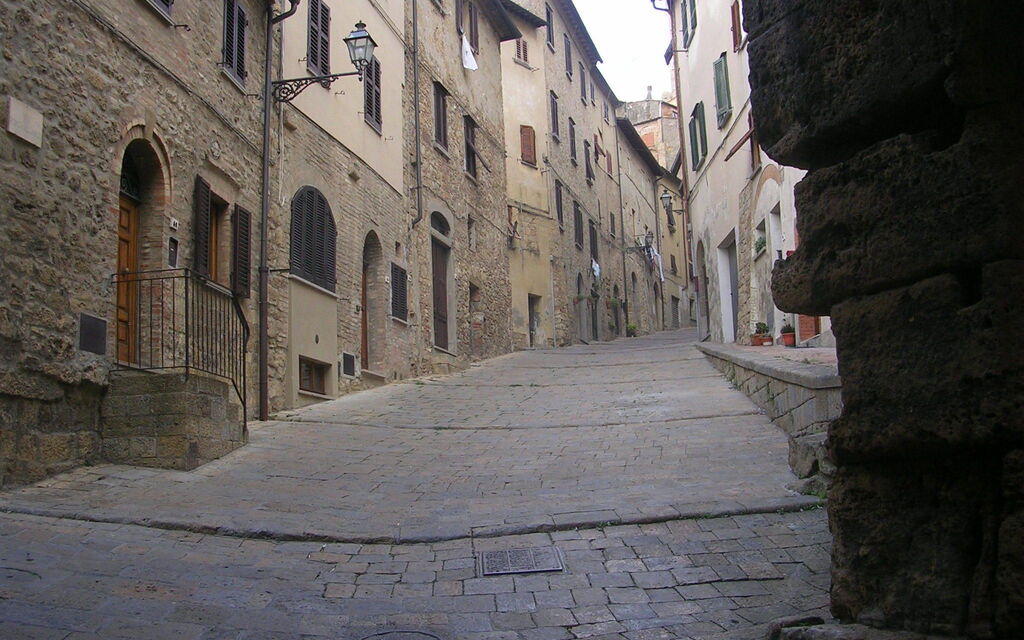 Entering Volterra