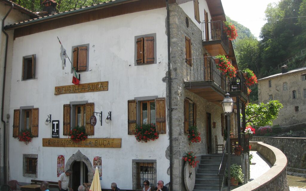 Fornovolasco in Alpuane Alps