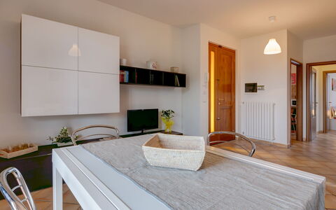 La Casina Del Canneto: Meubles, Pièce, Propriété, Design Intérieur, Bâtiment, Sol, Maison, Immobilier, Chambre, Parquet