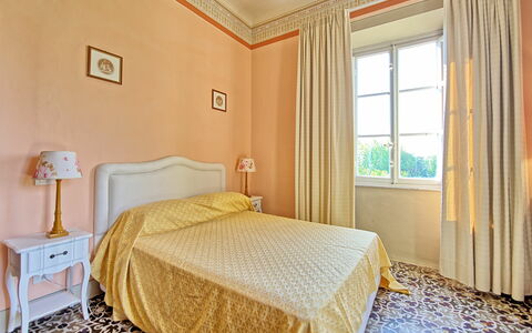 Villa Fiamma: Meubles, Propriété, Fenêtre, Confort, Bleu Azur, Bois, Design Intérieur, Bâtiment, Éclairage